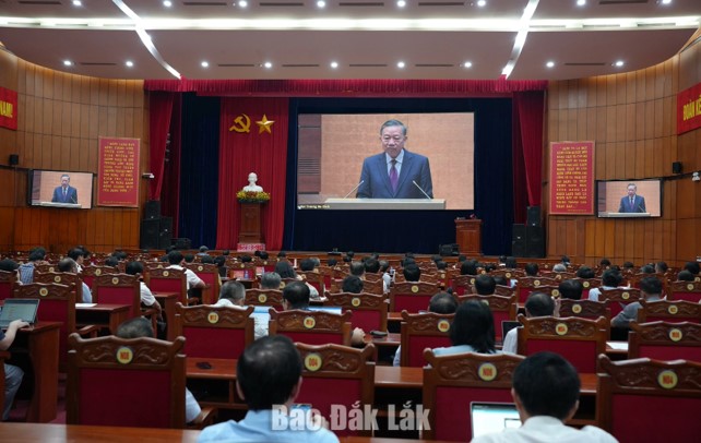 Hội nghị toàn quốc sơ kết một năm chính quyền 3 cấp6